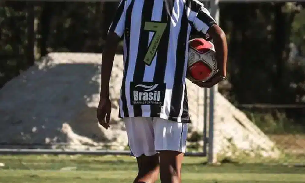 Jogo, de bola; Esporte; Ludo