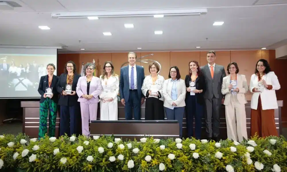 Mulheres, Ciência, ciência;