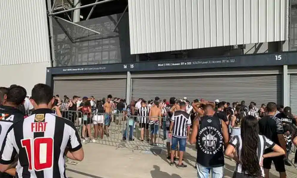 acessar, entrar;