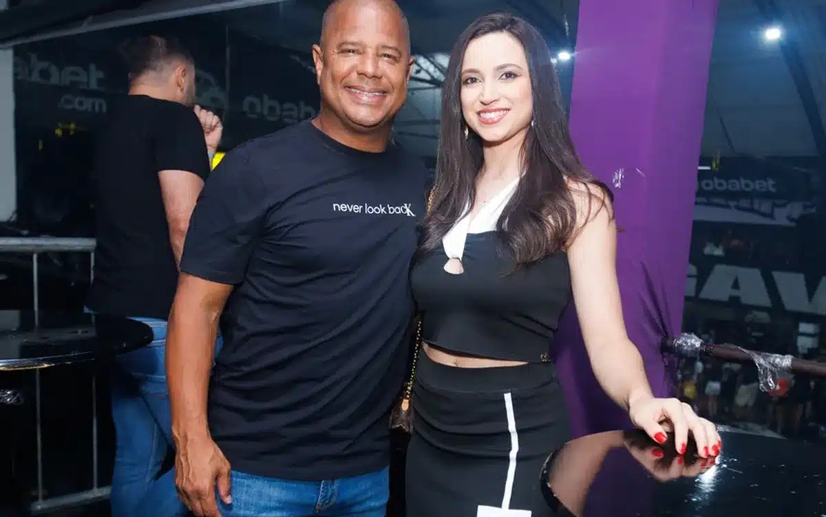 samba, agremiação, influenciadora, apresentação;